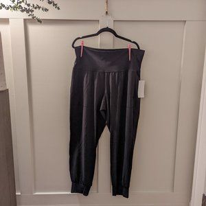 Athleta Salutation Jogger